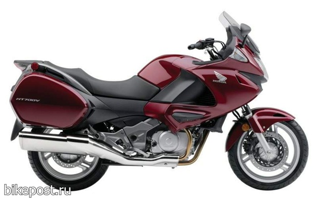 Отзыв мотоциклов NT700V 2010 компанией Honda