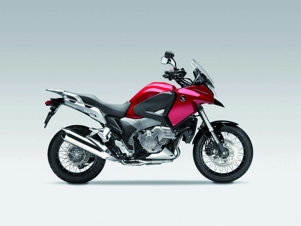 Новая линейка мотоциклов Honda во главе с байком Crosstourer 1200