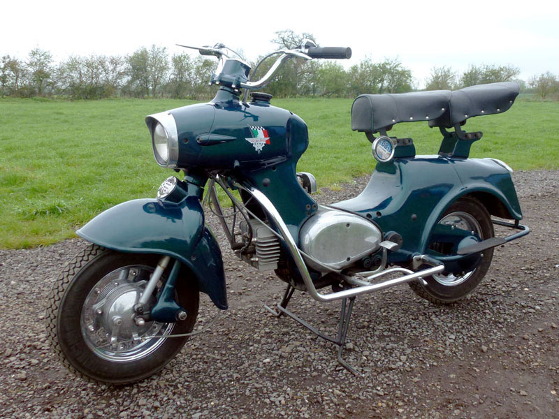 Скутер 1959 года продаётся в Англии