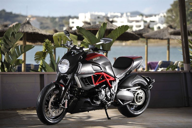 27 экземпляров Ducati Diavel будут отозваны