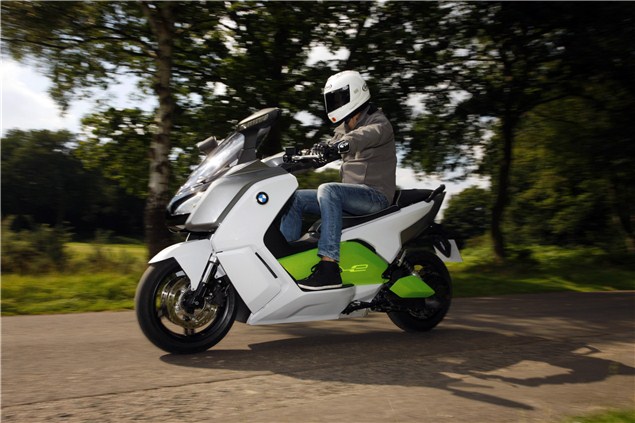 Баварская компания BMW планирует увеличить продажи мотоциклов