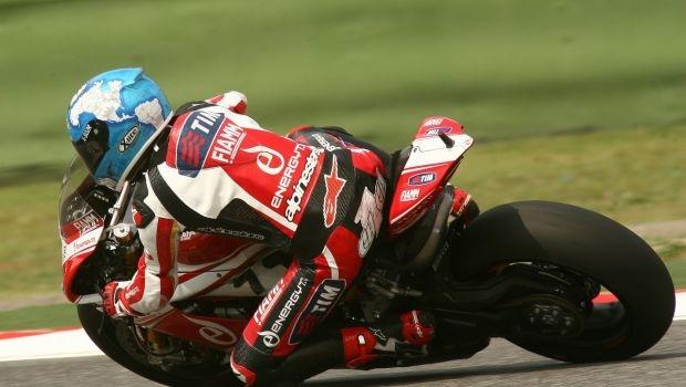 Пилоты Ducati в серии WSBK отлично потрудились на тестах в Мизано. 