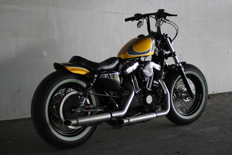 Японские кастомайзеры Harley-Davidson Sportster Forty-Eight XL1200X превратили в Боббер Hidemo SP-44. 
