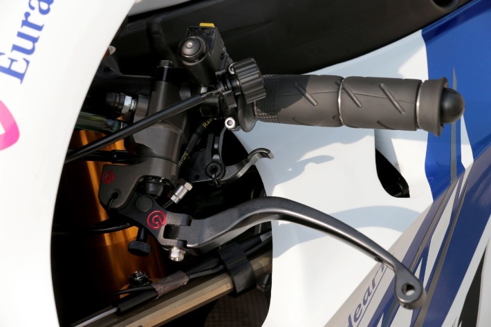 Мотоцикл  Yamaha YZR-M1 2014 обзавелся новым приспособлением
