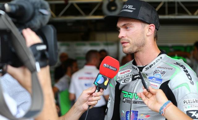 У пилота WSBK Леона Камье появилась возможность опробовать байк MotoGP