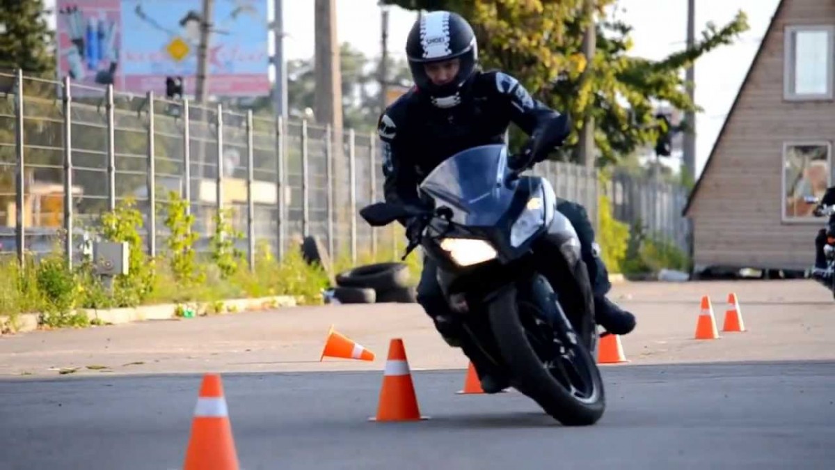 Обучающие видео уроки езды на мотоцикле