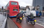 Лондонские байкеры выходят на специальную полосу