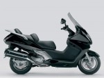Информация по эксплуатации, максимальная скорость, расход топлива, фото и видео мотоциклов FJS600 Silverwing ABS (2003)