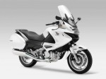Информация по эксплуатации, максимальная скорость, расход топлива, фото и видео мотоциклов NT700V Deauville (2006)